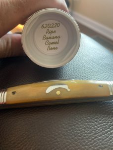 GEC Northfeild UN-X-LD 620220 Ripe Banana Camel Bone With Fluted Bolsters & Two Blades New In Tube GEC Northfeild UN-X-LD 620220 Ripe Banana Camel Bone With Fluted Bolsters & Two Blades New In Tube