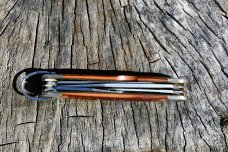 Remington R-4243 1994 Camp Big 4 & 7/8th inches closed! Remington R-4243 1994 Camp Big 4 & 7/8th inches closed!