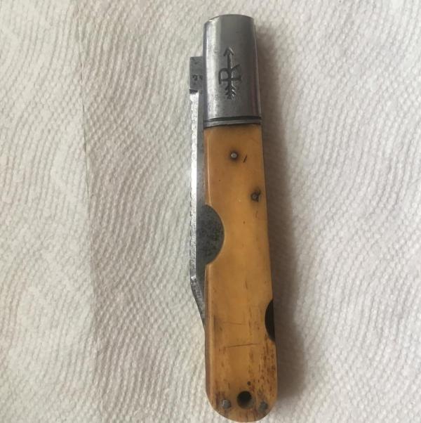 ORIGINAL OLD 1800's RUSSELL DADDY LOCKBACK BARLOW