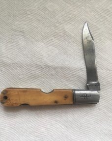 ORIGINAL OLD 1800's RUSSELL DADDY LOCKBACK BARLOW