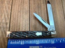 Winchester Dr. Knife 3 1/4” Queen Made 1989 Winchester Dr. Knife 3 1/4” Queen Made 1989