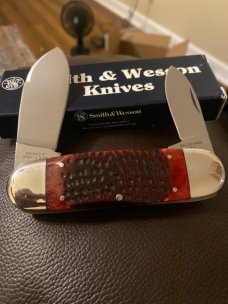 Smith & Wesson USA By Stewart A Taylor 1997 NKCA Red Bone Handle Toe/Sunfish With Two Blades NIB 
