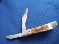 Valley Forge, Deer Stag scales, Mini Trapper 2 1/2. Like New! Valley Forge, Deer Stag scales, Mini Trapper 2 1/2. Like New!