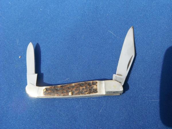 Miller Bros, Deer Stag scales, 2 1/2" Pocket Knife, Like New Miller Bros folding pocket knife. Miller Bros, Deer Stag scales, 2 1/2" Pocket Knife, Like New Miller Bros folding pocket knife.