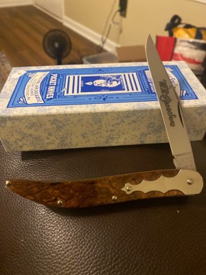 W R Case & Son Bradford Pa 19USA92 Tested XX 10095 Barn Door Hinge Carmel Swirl 105 Maxe With COA