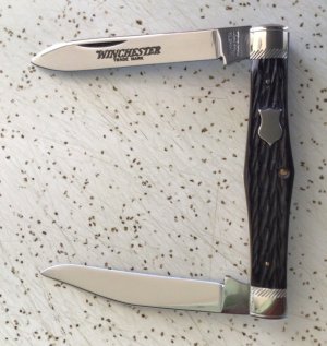 VINTAGE BONE WINCHESTER 1988 #2967 SWELL CENTER MOOSE POCKET KNIFE/NOS/ “BEAUTIFUL PIECE “