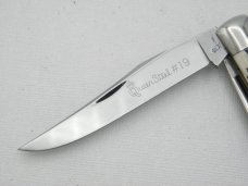Queen Cutlery #19 GLAZED Trapper Winterbottom bone: 4 1/8” closed, circa 1959, Q STEEL tang stamp
