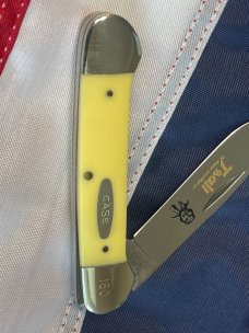 Case XX 1984 Single Blade Canoe w/ Tsali (Rebel & Martyr) Blade Etching & Derlin Yellow Handles -NOS Case XX 1984 Single Blade Canoe w/ Tsali (Rebel & Martyr) Blade Etching & Derlin Yellow Handles -NOS