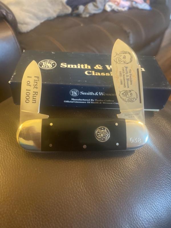 1996 Smith & Wesson USA 144Th Anniversary Fiirst Run 1 Of 1000 #38 Buffalo Horn Handle Toe/Sunfish 1996 Smith & Wesson USA 144Th Anniversary Fiirst Run 1 Of 1000 #38 Buffalo Horn Handle Toe/Sunfish