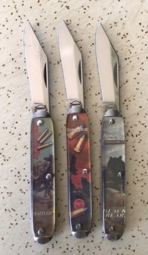 VINTAGE REMINGTON UMC USA “ NOSTALGIC ART COLLECTION “ JACK KNIVES/  VERY SWEET PIECES
