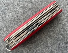 Victorinox OFFICIER SWISS Army knife. Explorer 