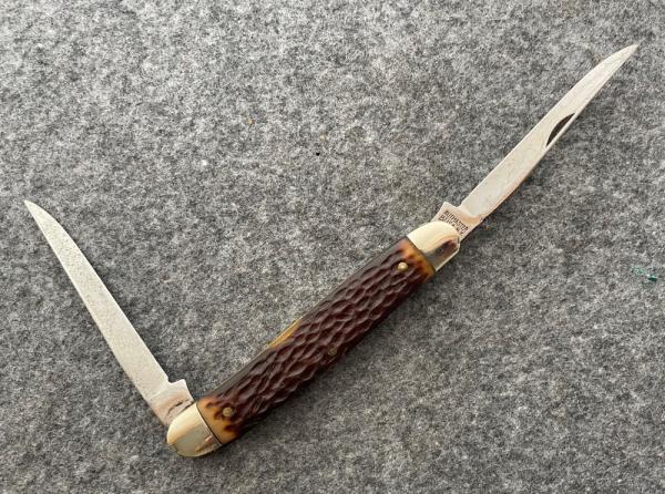 KUTMASTER UTICA N.Y. USA Muskrat Knife