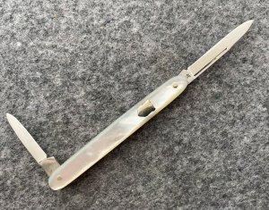J. A. HENCKLES Gentleman's Pen Knife