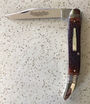 VINTAGE REMINGTON UMC USA R1613 “FISHERMAN “ BULLET KNIFE/NOS/ and “ SWEET IT IS “