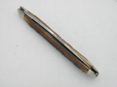 Queen Cutlery #11 Utility: 4 1/8” single blade jack; late 1940s, Rogers bone handles Queen Cutlery #11 Utility: 4 1/8” single blade jack; late 1940s, Rogers bone handles