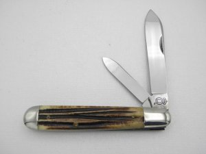 Queen Cutlery Co. #29 English Jack in Winterbottom Bone: 4 1/2” closed; early 1950s