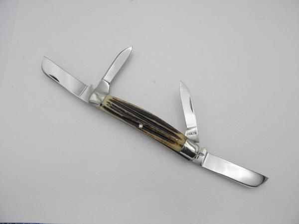Queen Cutlery Co. #32 Congress in Winterbottom Bone: 4” closed; early 1951 - 1954 Queen Cutlery Co. #32 Congress in Winterbottom Bone: 4” closed; early 1951 - 1954