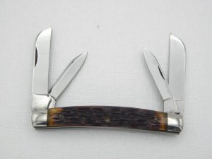 Queen Cutlery Co. #33 Congress in Rogers Bone: 3 1/2” closed; early 1950s,