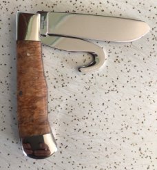 VINTAGE A.G. RUSSELL JAPAN 1997 LARGE TRAPPER w GUT HOOK/ LARGE and BEAUTIFUL KNIFE/ MINT VINTAGE A.G. RUSSELL JAPAN 1997 LARGE TRAPPER w GUT HOOK/ LARGE and BEAUTIFUL KNIFE/ MINT