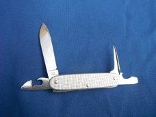 Victorinox Swiss Army Knife Pioneer Alox Pocket Knife, Multi-Tool, Silver Alox, Ribbed Victorinox Swiss Army Knife Pioneer Alox Pocket Knife, Multi-Tool, Silver Alox, Ribbed