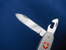 Victorinox Swiss Army Knife Pioneer Alox Pocket Knife, Multi-Tool, Silver Alox, Ribbed Victorinox Swiss Army Knife Pioneer Alox Pocket Knife, Multi-Tool, Silver Alox, Ribbed
