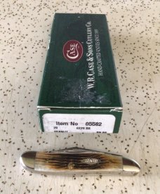 CASE XX BONE 6220 2005 PEANUT POCKET KNIFE/ NOS/ KNIFE GLOWS it’s MINT CASE XX BONE 6220 2005 PEANUT POCKET KNIFE/ NOS/ KNIFE GLOWS it’s MINT