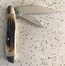 CASE XX BONE 6220 2005 PEANUT POCKET KNIFE/ NOS/ KNIFE GLOWS it’s MINT CASE XX BONE 6220 2005 PEANUT POCKET KNIFE/ NOS/ KNIFE GLOWS it’s MINT