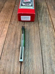 Robeson by Queen Small Toothpick Smooth Hunter Green Bone 1 of 200