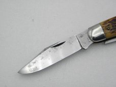 Queen Cutlery #10 heavy jack: 3 5/8” closed, circa 1946, Big Q tang stamp Queen Cutlery #10 heavy jack: 3 5/8” closed, circa 1946, Big Q tang stamp