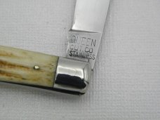 Queen Cut. Co. #11 Utility: 4 1/8” single blade jack, 1951 - 1954, genuine Winterbottom bone Queen Cut. Co. #11 Utility: 4 1/8” single blade jack, 1951 - 1954, genuine Winterbottom bone