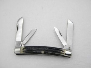 Queen Cutlery Co. #33 Congress in Winterbottom Bone: 3 1/2” closed; 1954 – 1957
