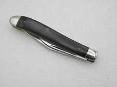 Queen Cutlery Gamekeeper Series Mode 314 Peanut, 1976: 2 3/8” closed, black Micarta Queen Cutlery Gamekeeper Series Mode 314 Peanut, 1976: 2 3/8” closed, black Micarta