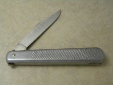 Queen Steel #45 Big Chief Cast Aluminum Daddy Barlow Knife Queen Steel #45 Big Chief Cast Aluminum Daddy Barlow Knife