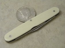 Case XX 1940-1964 White Composition 4257 Pen Knife Case XX 1940-1964 White Composition 4257 Pen Knife