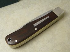 Remington UMC USA 2007 Wood R1128 Silver Anniversary Bullet Trapper Knife in Box Remington UMC USA 2007 Wood R1128 Silver Anniversary Bullet Trapper Knife in Box