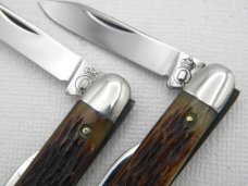 TWO KNIVES - Queen Cutlery #5 and #7 Senator Pens, 2 ½” closed, 1947, Rogers bone handles TWO KNIVES - Queen Cutlery #5 and #7 Senator Pens, 2 ½” closed, 1947, Rogers bone handles