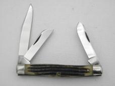 Queen Cutlery #26 Stockman Winterbottom bone: 3 3/8” closed, 1958 - 1960 Queen Cutlery #26 Stockman Winterbottom bone: 3 3/8” closed, 1958 - 1960