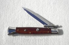 NEW OLD STOCK 1980's ITALIAN STILETTO 9" GENUINE SNAKEWOOD SWING GUARD  