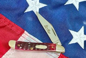 Case xx 1984 Its Only Peanuts Peanut Knife w Peanut Blade Etch w/ Great Red Bone Handles