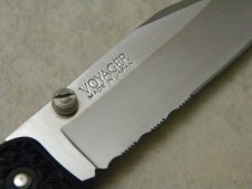Cold Steel Japan 29 MCH Medium Voyager Clip Point Half Serrated Lockback Knife