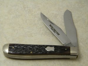 Winchester Trademark USA 1989 Bone 2904 1/2 Trapper Knife 