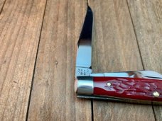 Winchester Small Stockman Red Jigged Bone 1995 Queen Made Winchester Small Stockman Red Jigged Bone 1995 Queen Made