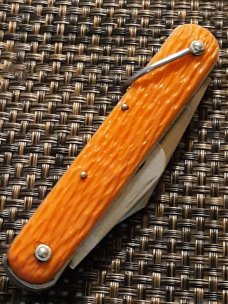 Schrade Walden New York Paratrooper Knife Schrade Walden New York Paratrooper Knife