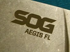 SOG AEGIS FL LOCKBACK FOLDING HUNTER HUNTING SKINNING POCKET KNIFE KNIVES