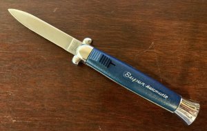 Super Automatic Out The Front, Blue Handle, Hard To Find Variation, Marked STAINLESS STEEL, Unused 