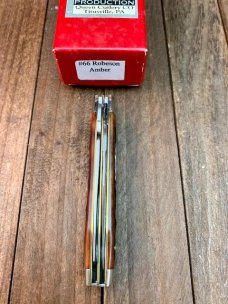 Robeson by Queen Amber Bone Stag Doctor’s Knife with Spatula 1 of 200 Robeson by Queen Amber Bone Stag Doctor’s Knife with Spatula 1 of 200