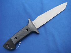 DISCONTINUED Large CRKT KOMODO 7 / 2207 COMBAT TANTO KNIFE W/ SHEATH DISCONTINUED Large CRKT KOMODO 7 / 2207 COMBAT TANTO KNIFE W/ SHEATH
