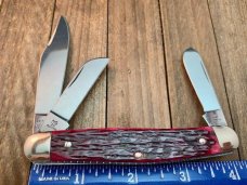 Hen and Rooster Cattle Rustler Stockman Red Pick Bone Bertram Cutlery Solingen Germany Hen and Rooster Cattle Rustler Stockman Red Pick Bone Bertram Cutlery Solingen Germany
