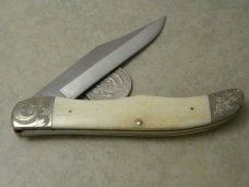 Case XX Stainless USA 3 Dot (1977) W165 SSP SAB Scrimshawed Bone Moby Dick Folding Hunter Knife Case XX Stainless USA 3 Dot (1977) W165 SSP SAB Scrimshawed Bone Moby Dick Folding Hunter Knife