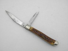 Queen Cutlery #14 peanut jack with Rogers Bone handles: 2 3/8” closed, circa 1947 Queen Cutlery #14 peanut jack with Rogers Bone handles: 2 3/8” closed, circa 1947